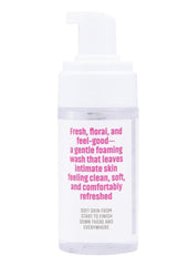 lightweight foam cleanser detail