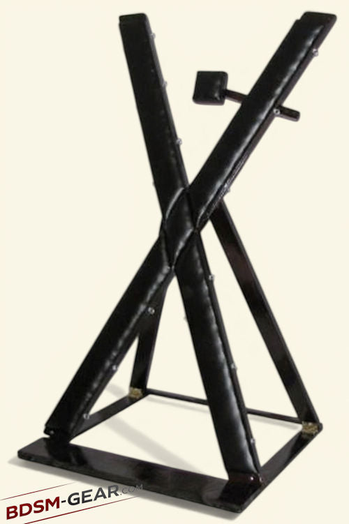 Footboard base for stable play