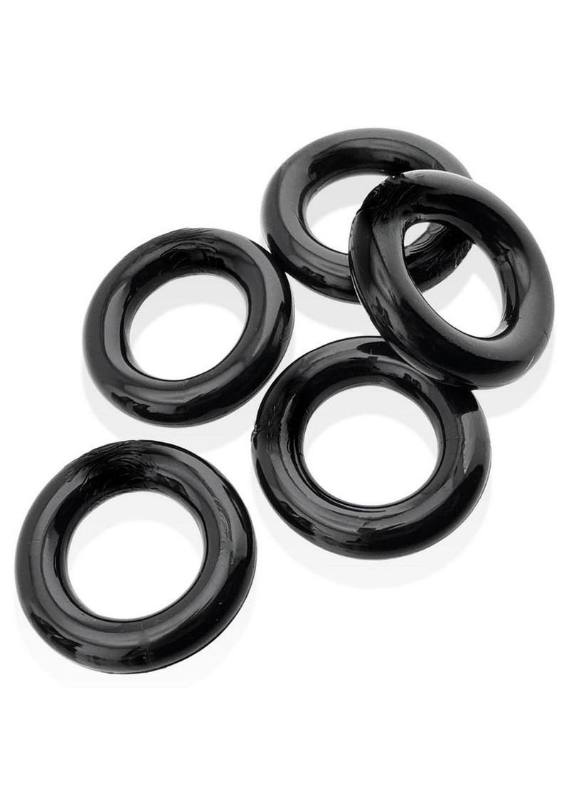 single stretch ring closeup view