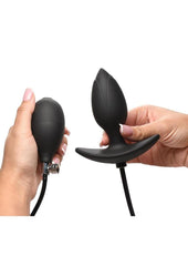 Anal expander plug with pump bulb