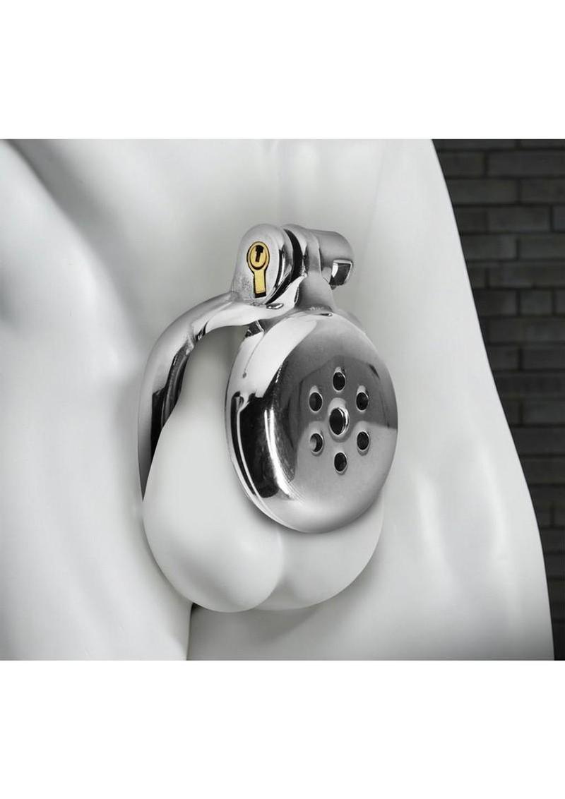nickel free lock closeup view