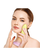 Delicately curved for G-spot pleasure
