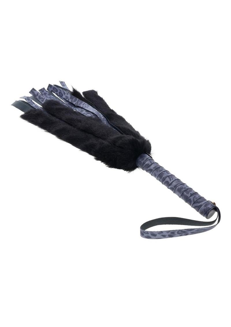 Sex and Mischief Cougar Faux Fur Flogger - Black/Blue/Navy