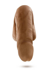 Realistic packer supporting authentic personal presentation